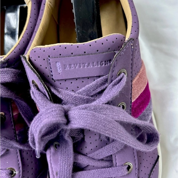 REVITALIGN women’s orthopedic athletic trainers leather size 10D Preppy Casual - Picture 5 of 10